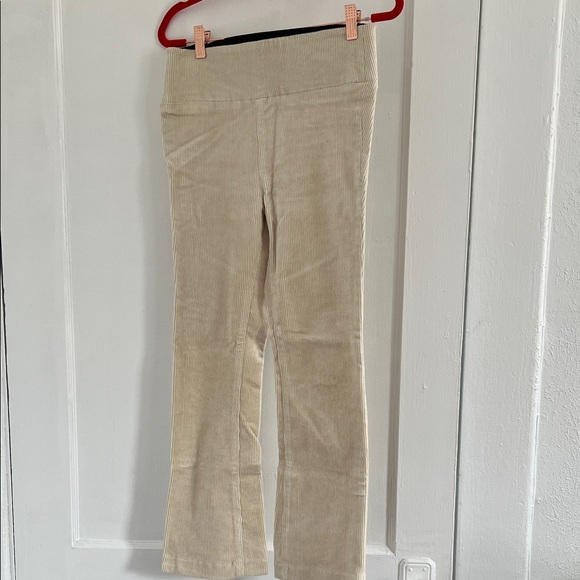 SPRWMN Pants - Chic SPRWMN Cropped Flare Buttercream Corduroy Leggings